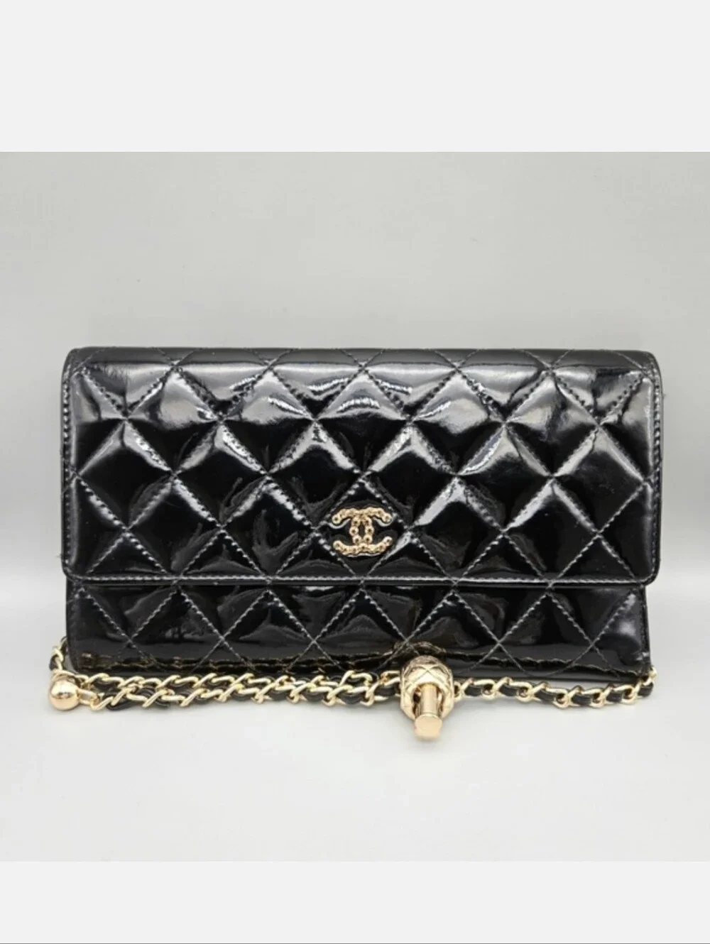 🖤CHANEL Authentic Black Quilted Patent Leather Clutch/Wallet🖤